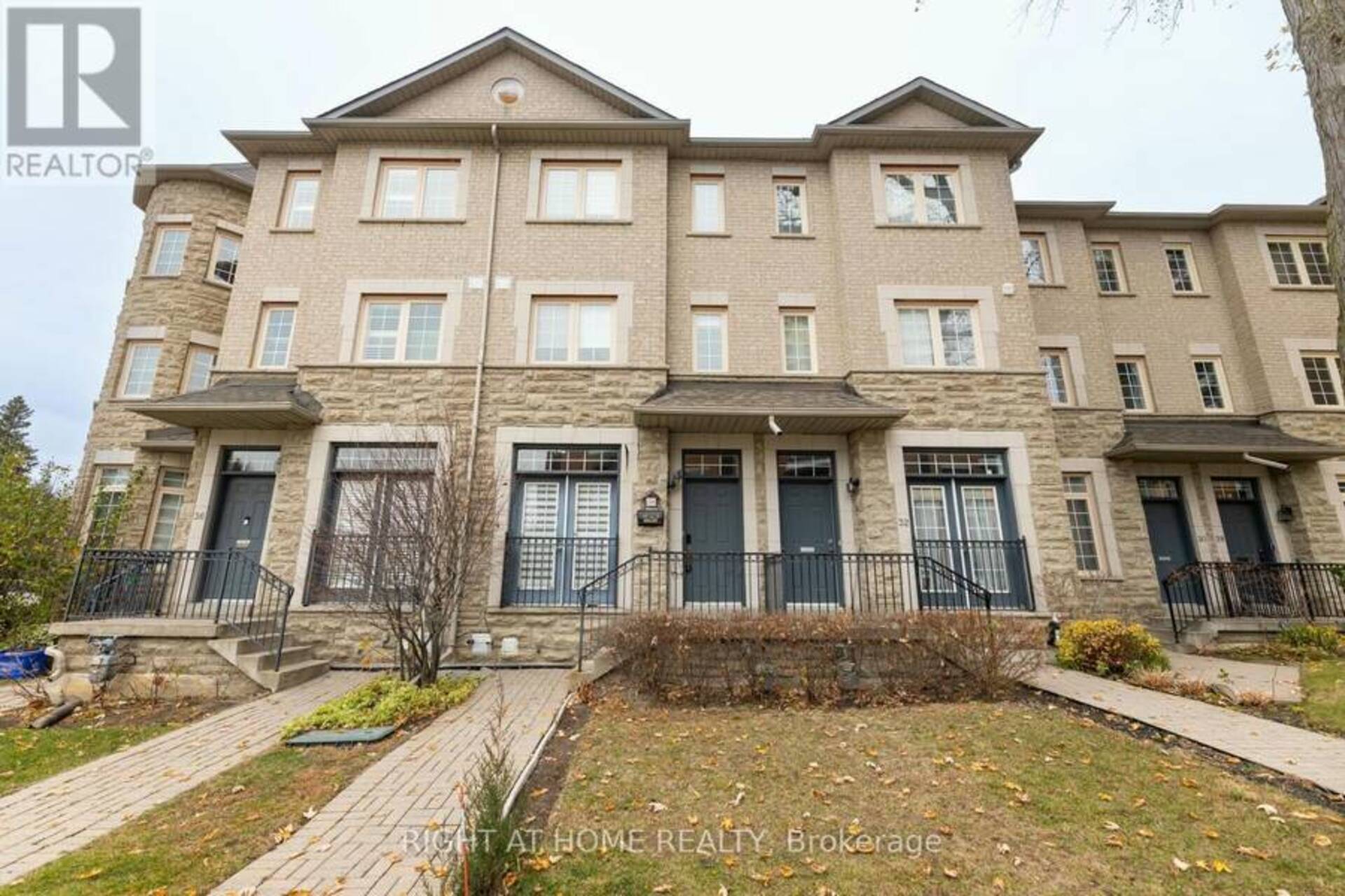 34 HORSHAM AVENUE Toronto