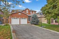 42 TOPHAM CRESCENT Richmond Hill