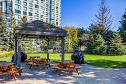 1605 - 2177 BURNHAMTHORPE ROAD W Mississauga