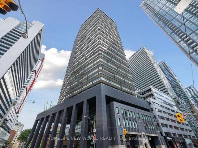 2204 - 125 PETER STREET Toronto Ontario