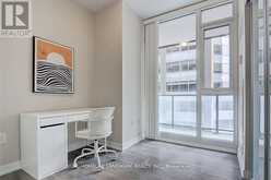 2203 - 426 UNIVERSITY AVENUE Toronto