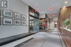 2203 - 426 UNIVERSITY AVENUE Toronto