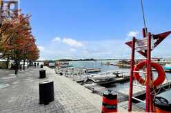 2504 - 270 QUEENS QUAY W Toronto