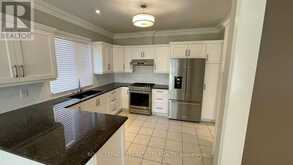 2114 HELMSLEY AVENUE Oakville