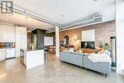 504 - 952 KINGSTON ROAD Toronto