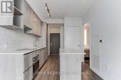 2904 - 1 YORKVILLE AVENUE Toronto