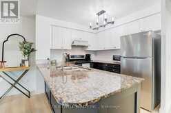 911 - 509 BEECROFT ROAD Toronto