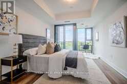 803 - 250 LAWRENCE AVENUE W Toronto