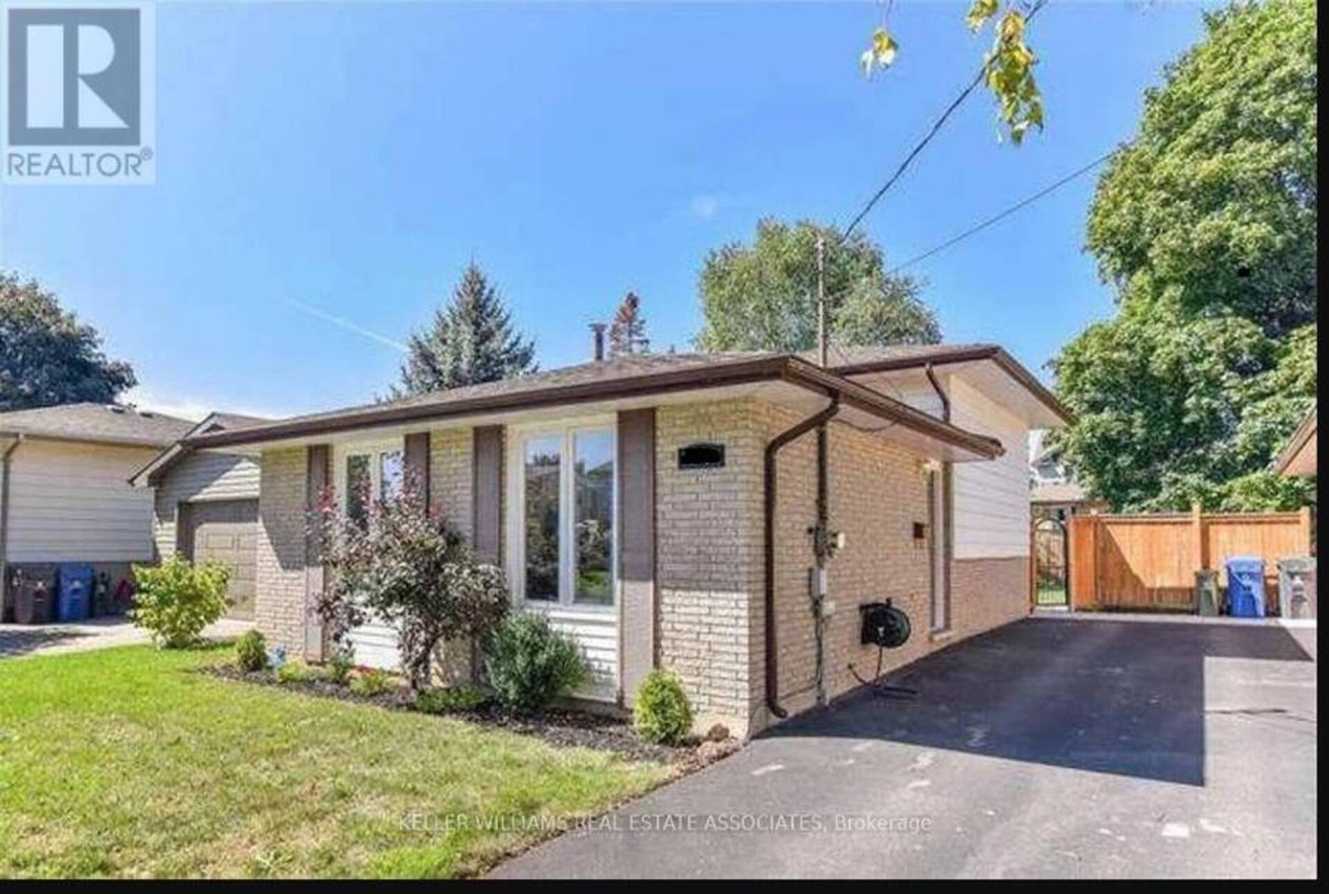 166 COUNTRY CLUB DRIVE Guelph