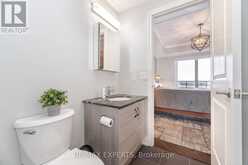 807 - 9255 JANE STREET Vaughan