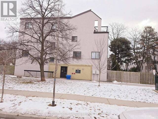 40 - 1016 FALGARWOOD DRIVE Hamilton Ontario