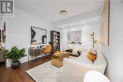 407 - 455 WELLINGTON STREET W Toronto