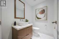 407 - 455 WELLINGTON STREET W Toronto