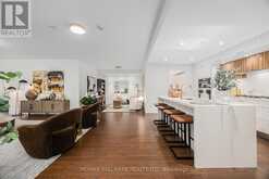 407 - 455 WELLINGTON STREET W Toronto