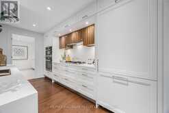 407 - 455 WELLINGTON STREET W Toronto