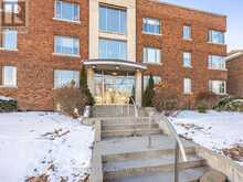 305 - 1840 BATHURST STREET Toronto