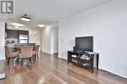 812 - 1060 SHEPPARD AVENUE W Toronto