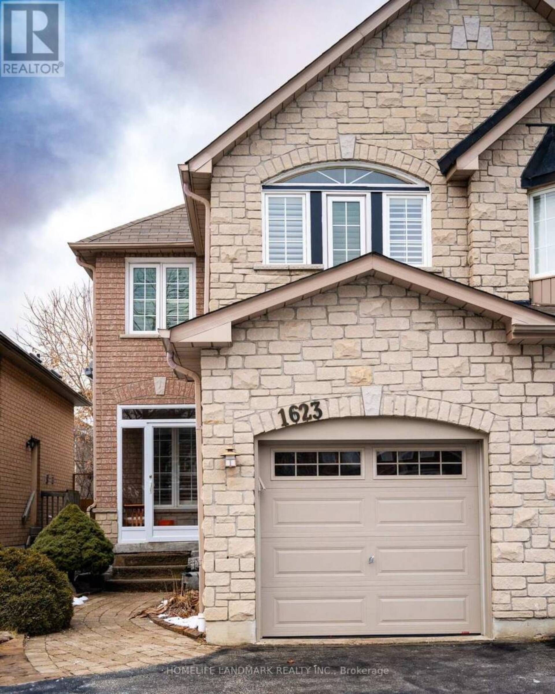 1623 AUTUMN CRESCENT N Pickering