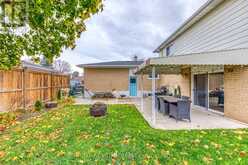 16 DAWSON CRESCENT Halton Hills