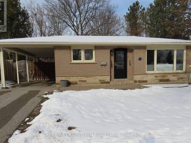 74 DEVINS DRIVE Aurora Ontario