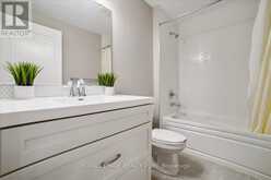 338 - 102 GROVEWOOD COMMON Oakville