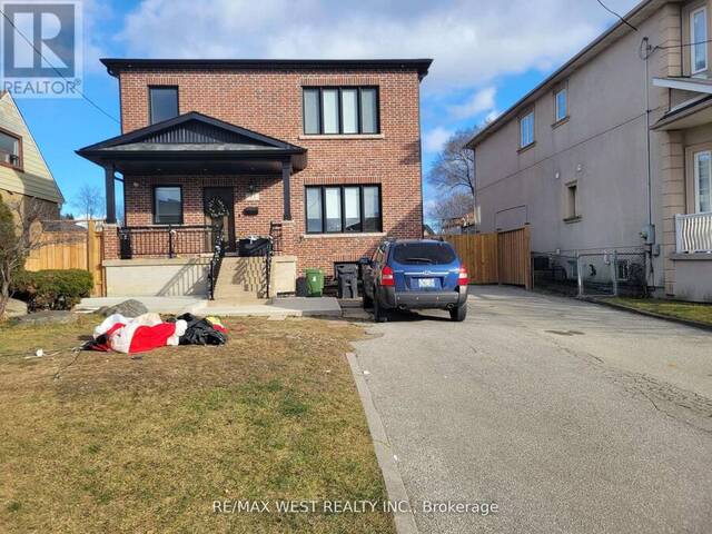 33 INGLESIDE DRIVE Toronto Ontario