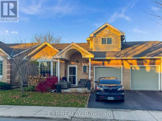 17 - 52 POSTOAKS DRIVE Hamilton Ontario