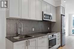 102 - 293 THE KINGSWAY Toronto