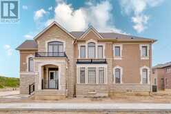 11 HOUSEFINCH AVENUE Brampton