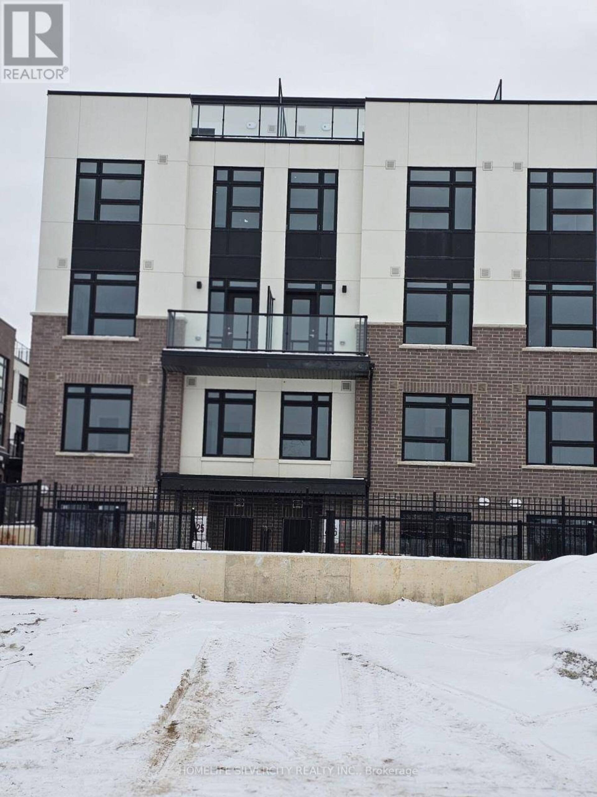 126 - 1577 ROSE WAY Milton