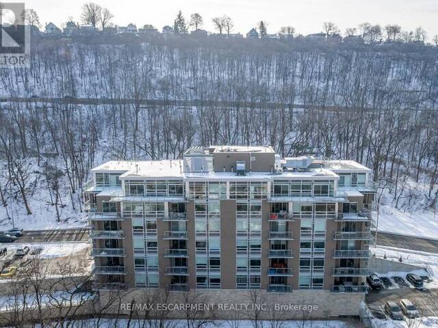 101 - 479 CHARLTON AVENUE E Hamilton Ontario