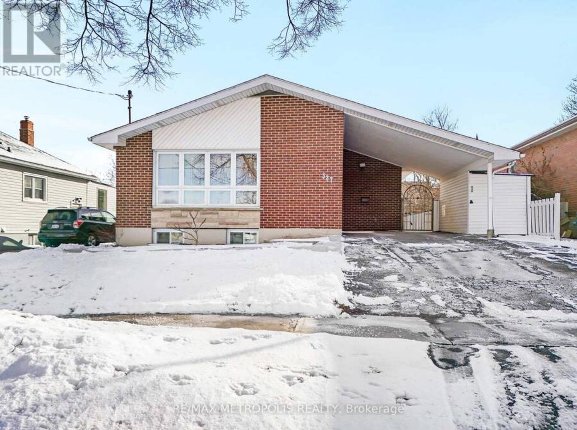 327 BALLARD STREET Oshawa