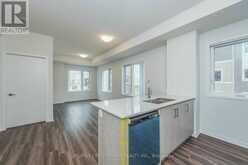 292 - 140 HONEYCRISP CRESCENT Vaughan