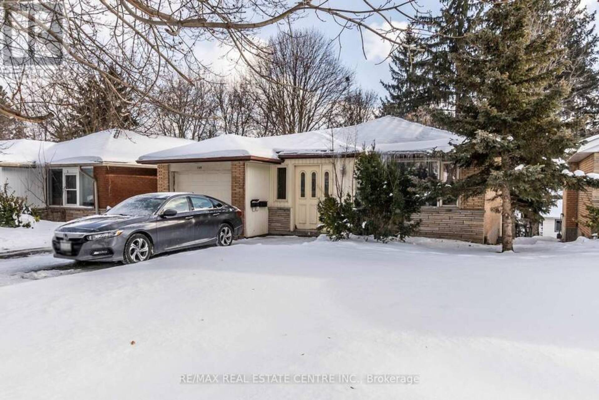 168 ELGIN CRESCENT Waterloo