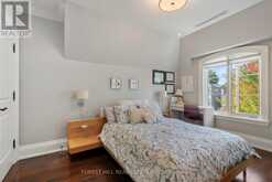 669 BEDFORD PARK AVENUE Toronto