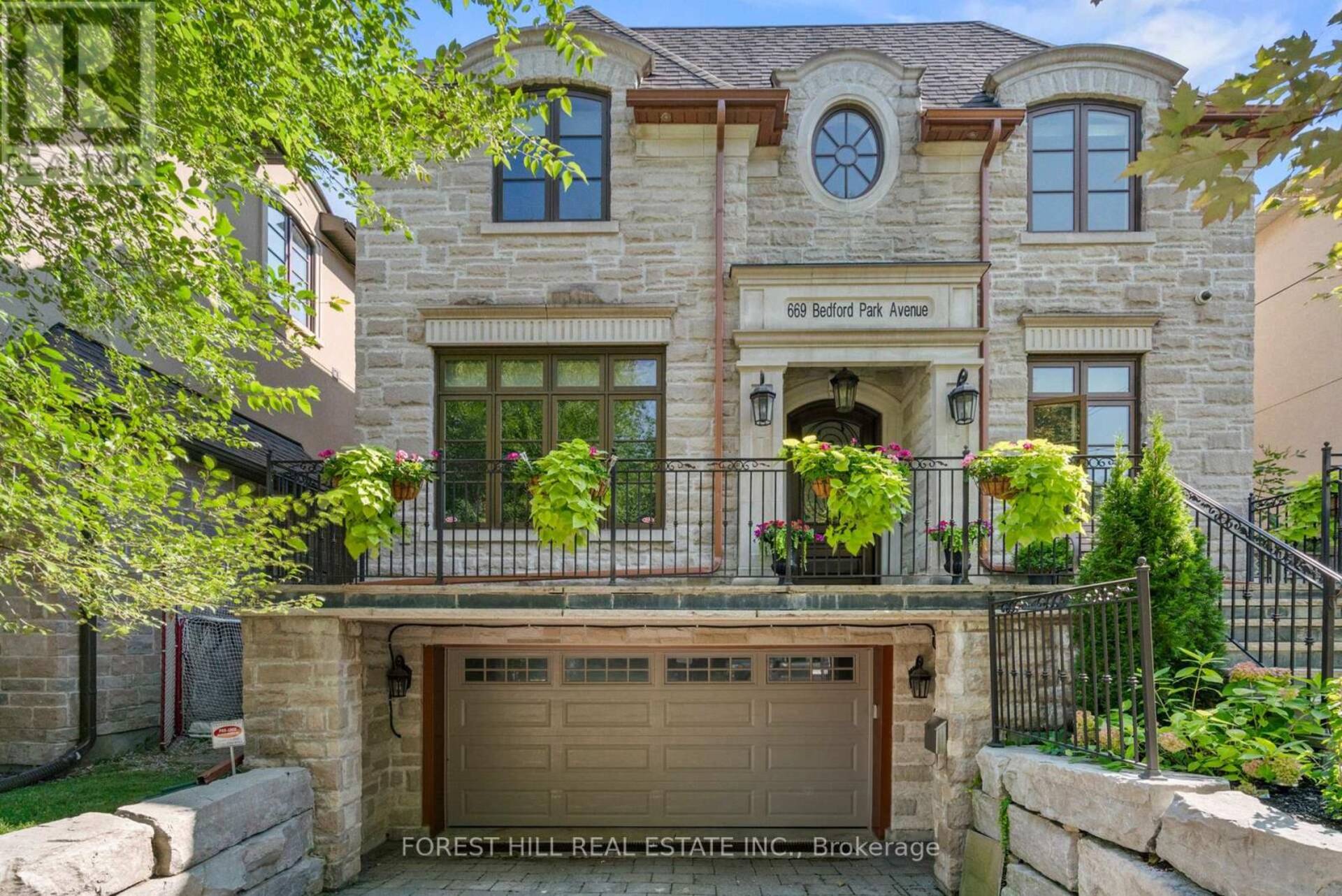 669 BEDFORD PARK AVENUE Toronto