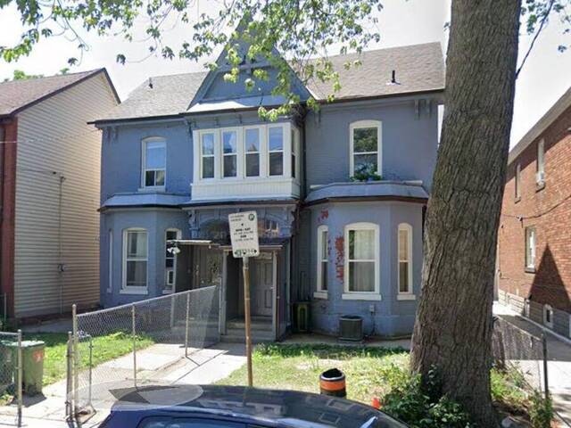 3 - 95 D'ARCY STREET Toronto Ontario