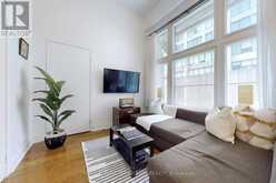 305B - 73 RICHMOND STREET W Toronto