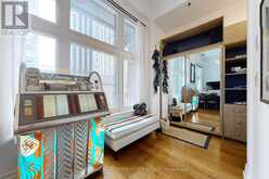 305B - 73 RICHMOND STREET W Toronto