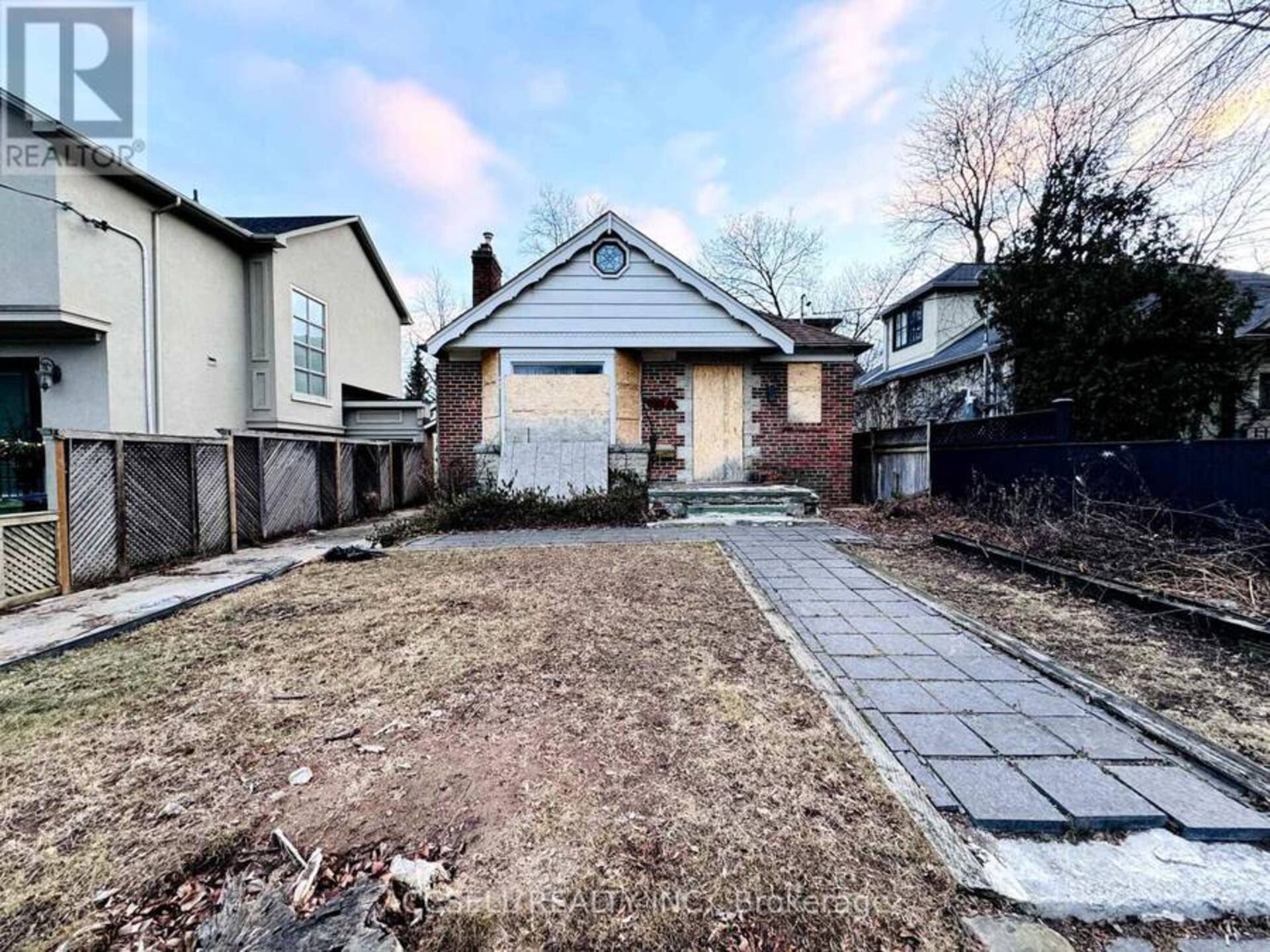 207 GLEN ROAD Toronto