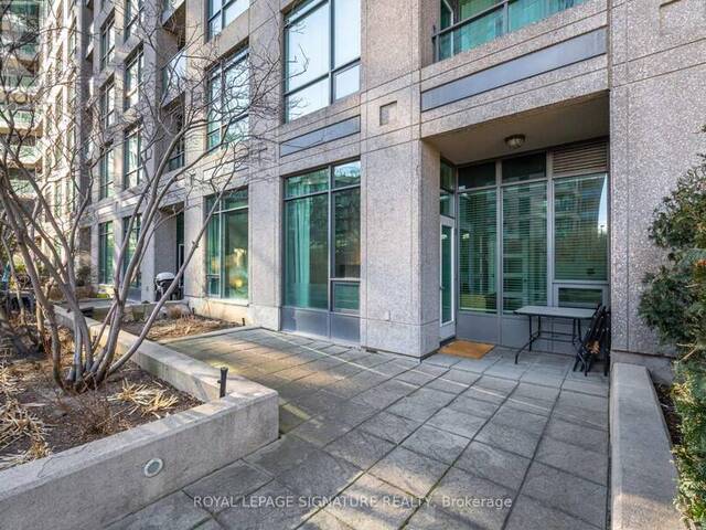 122 - 231 FORT YORK BOULEVARD Toronto Ontario