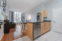 122 - 231 FORT YORK BOULEVARD Toronto