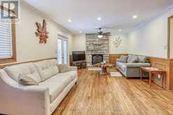 164 DARLINGSIDE DRIVE Toronto