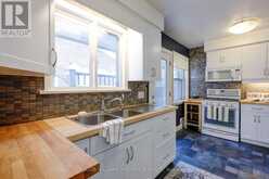 193 LAKESIDE DRIVE Kitchener