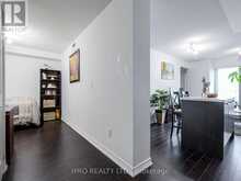 708 - 386 YONGE STREET Toronto