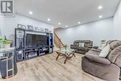 112 PINERY TRAIL Toronto