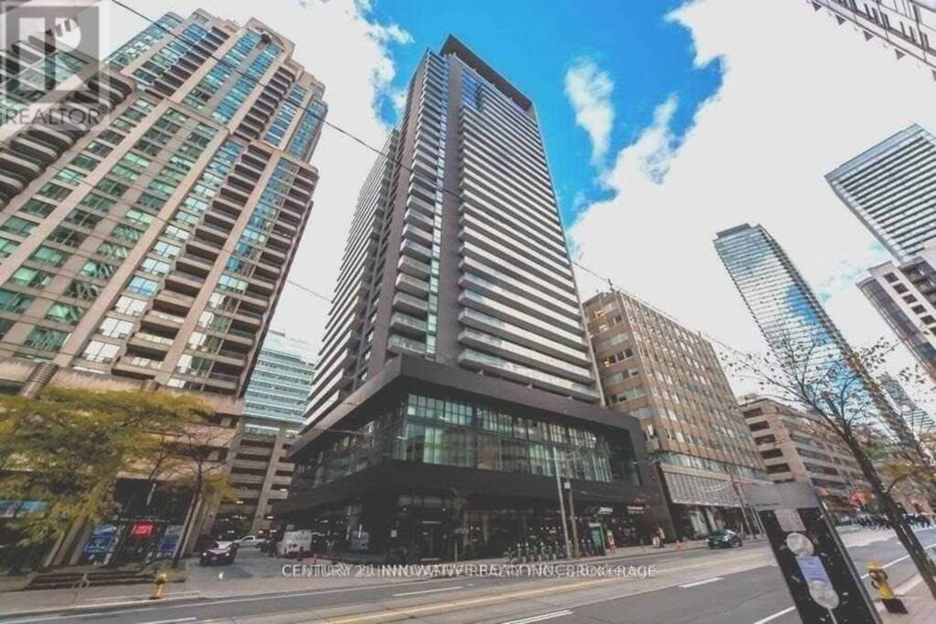 1610 - 770 BAY STREET Toronto