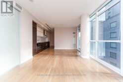 1610 - 770 BAY STREET Toronto