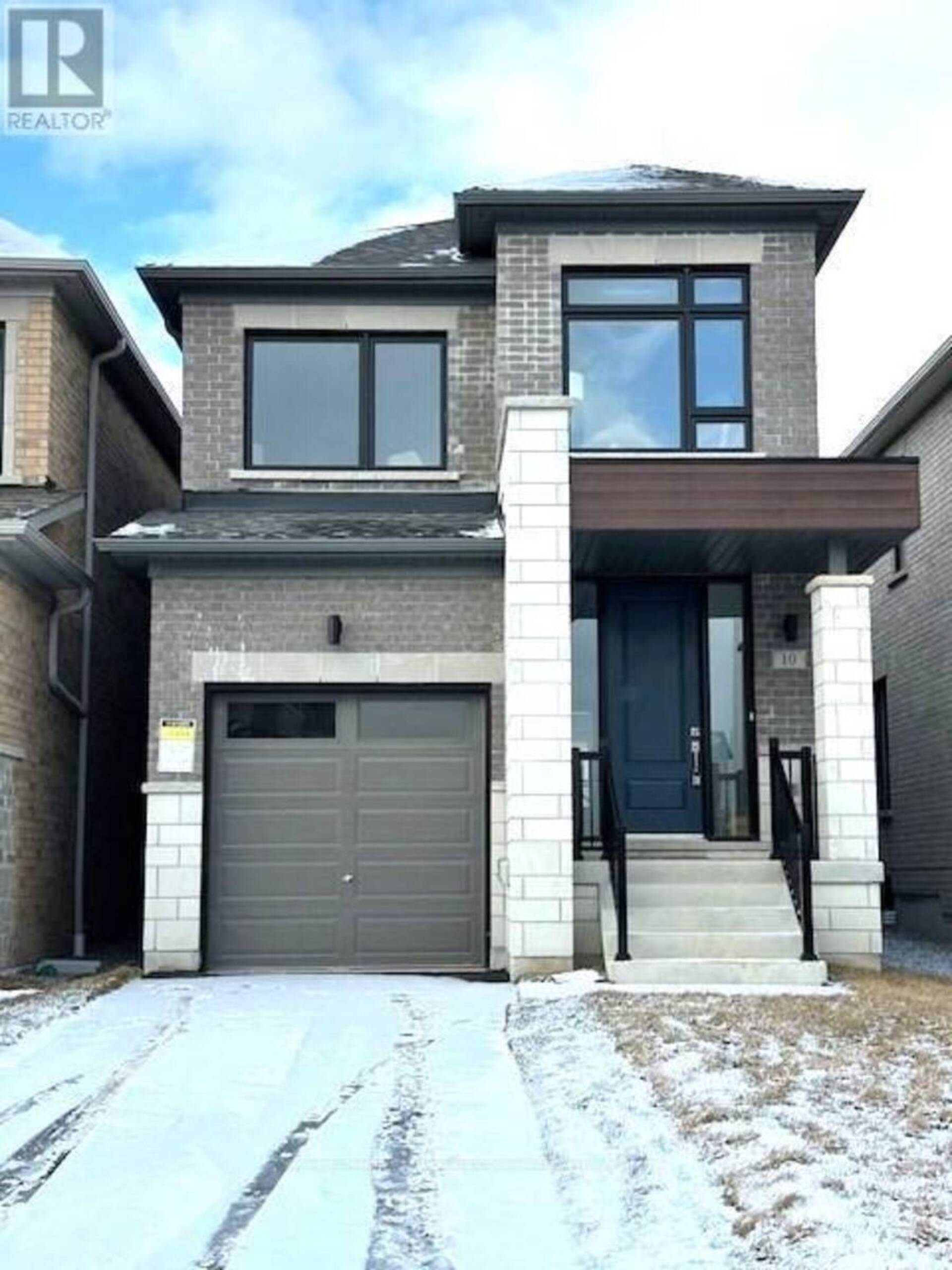 10 DEER RIDGE CRESCENT Whitby