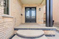 5 DRUMMONDVILLE DRIVE Brampton